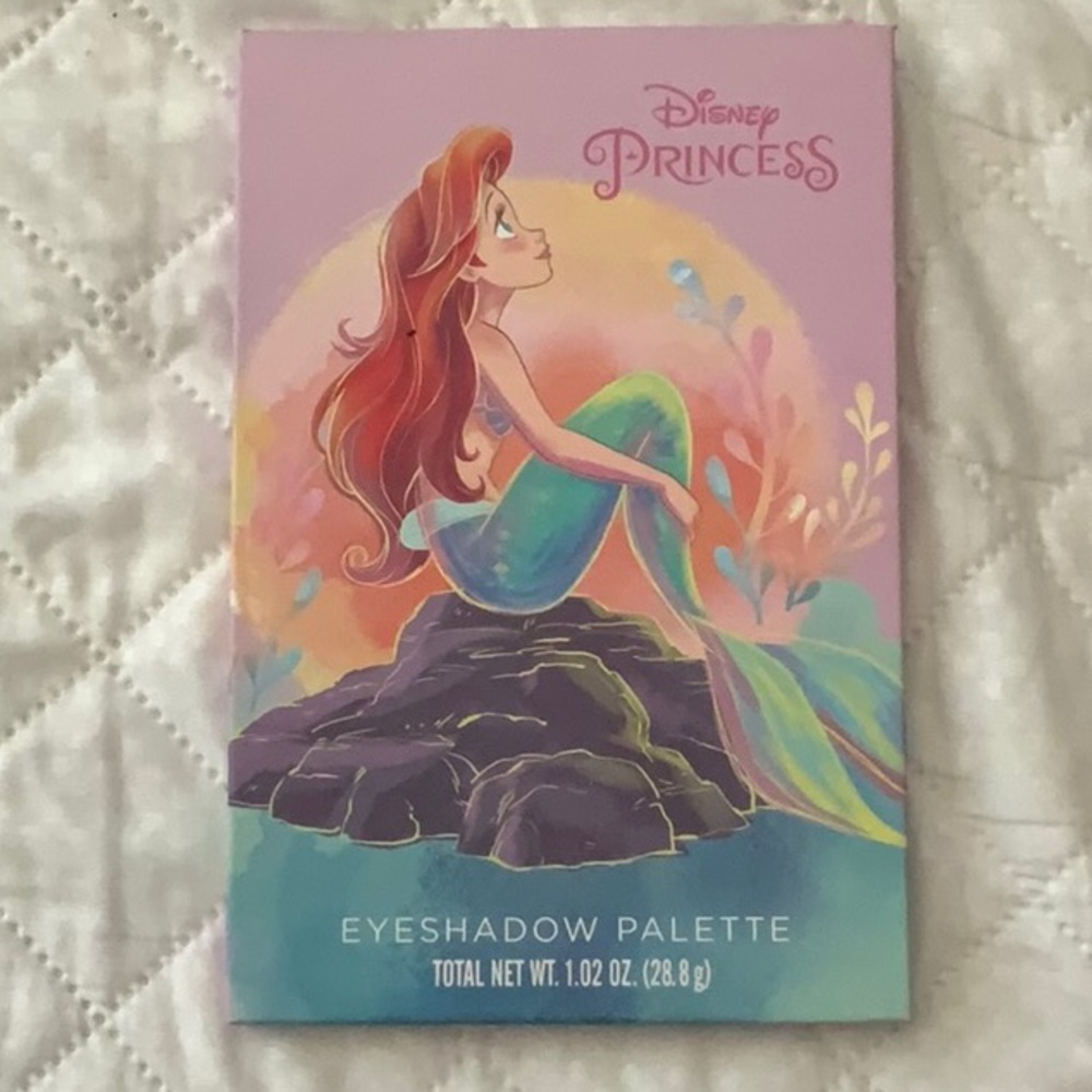 Disney Princess Ariel Eyeshadow Palette - Pink and Purple
